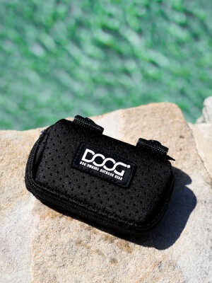Distributeur de sacs à déjections DOOG pour chien, pochette zippée en nylon avec ouverture frontale et velcro