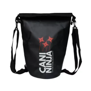Sac étanche Cani Ninja de 15 litres en PVC à fermeture roulée, vendu par CaniGourmand